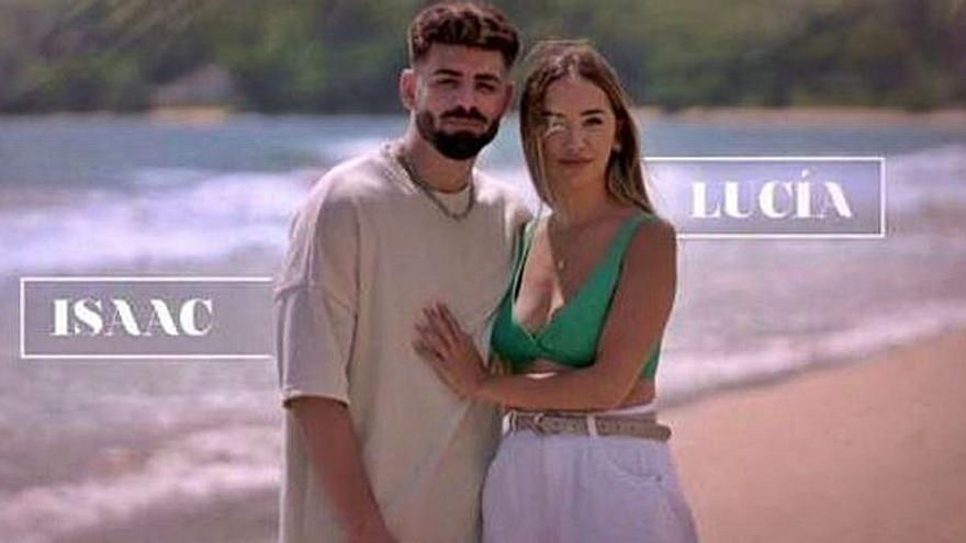 Isaac y Lucía, una  de las parejas que participan en el reality. | MEDIASET