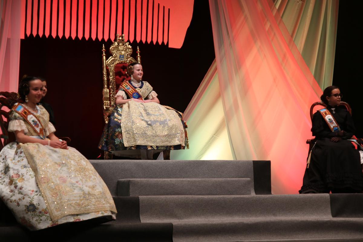 GALERÍA I El homenaje poético infantil de las Fallas de Burriana en imágenes