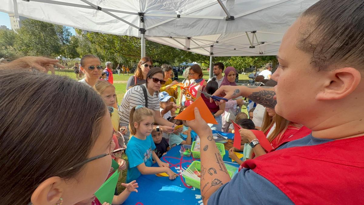 La Gran jornada lúdica del 10º aniversario del Parque La Marjal, en imágenes