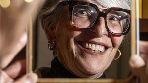 L’advocada penalista Olga Tubau, al seu despatx. | MANU MITRU