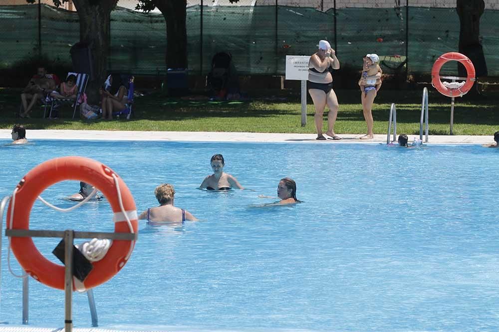 En imágenes la reapertura de la piscina de la Fuensanta