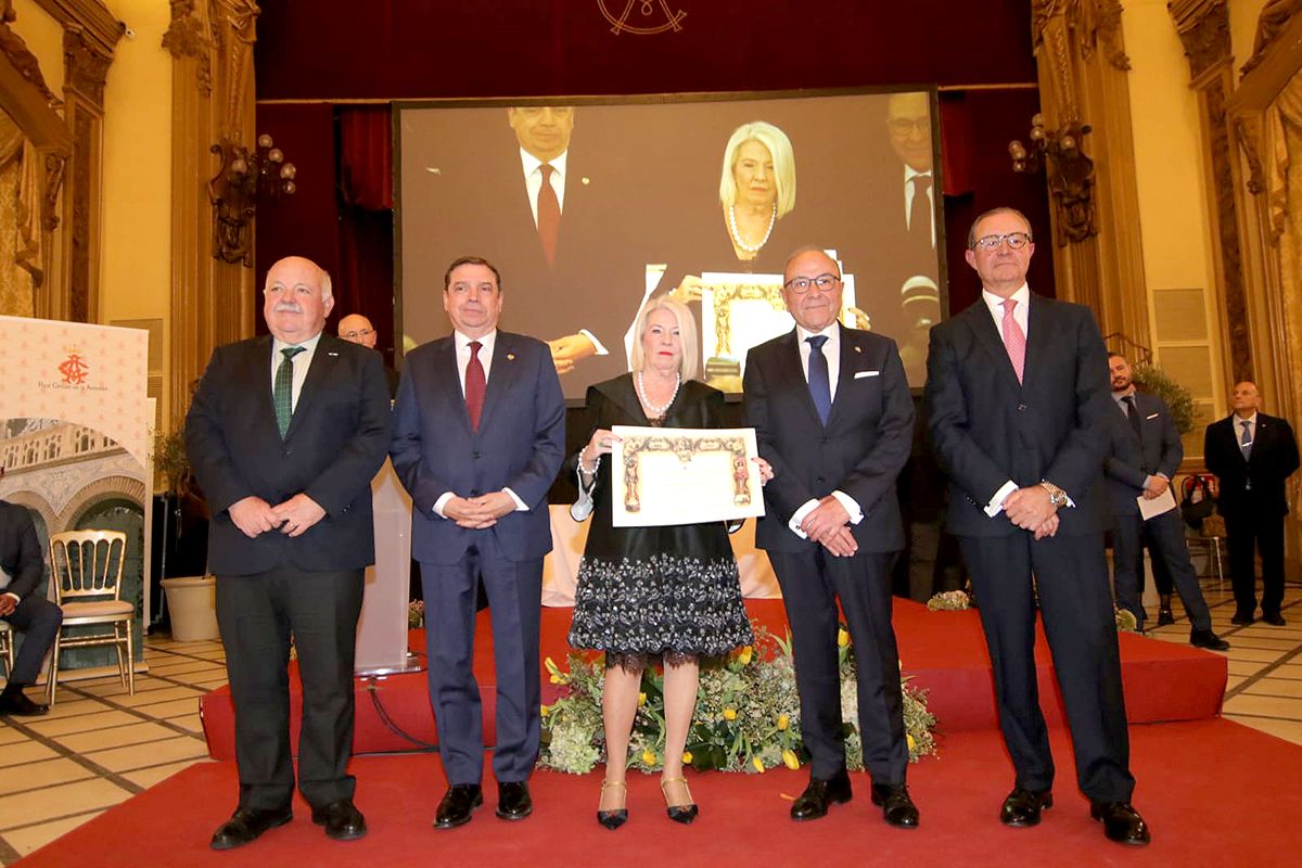 El Círculo de la Amistad celebra la gala de entrega de sus distinciones