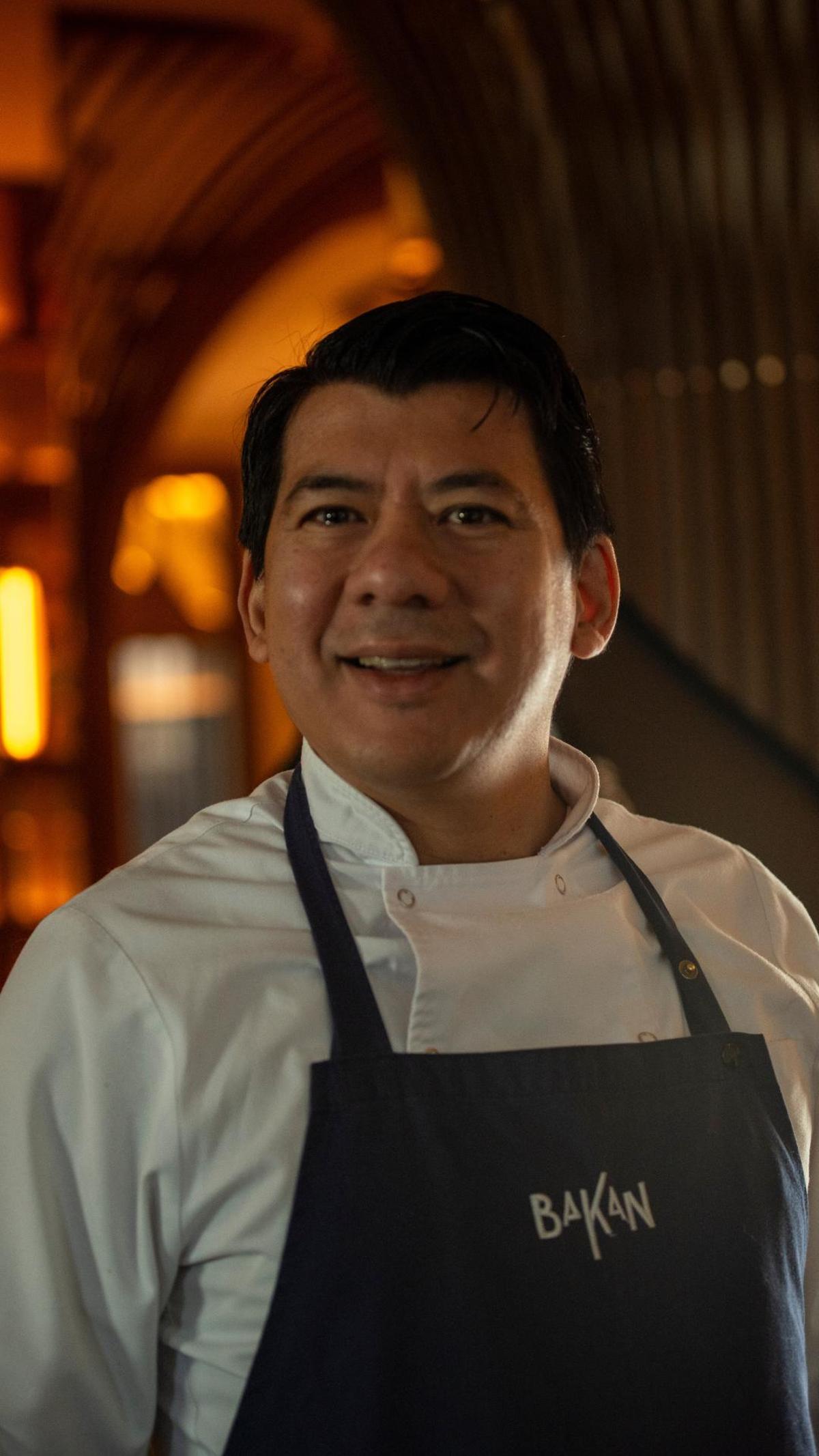 El chef mexicano Sergio Suazo, al frente de las cocinas de Bakan.