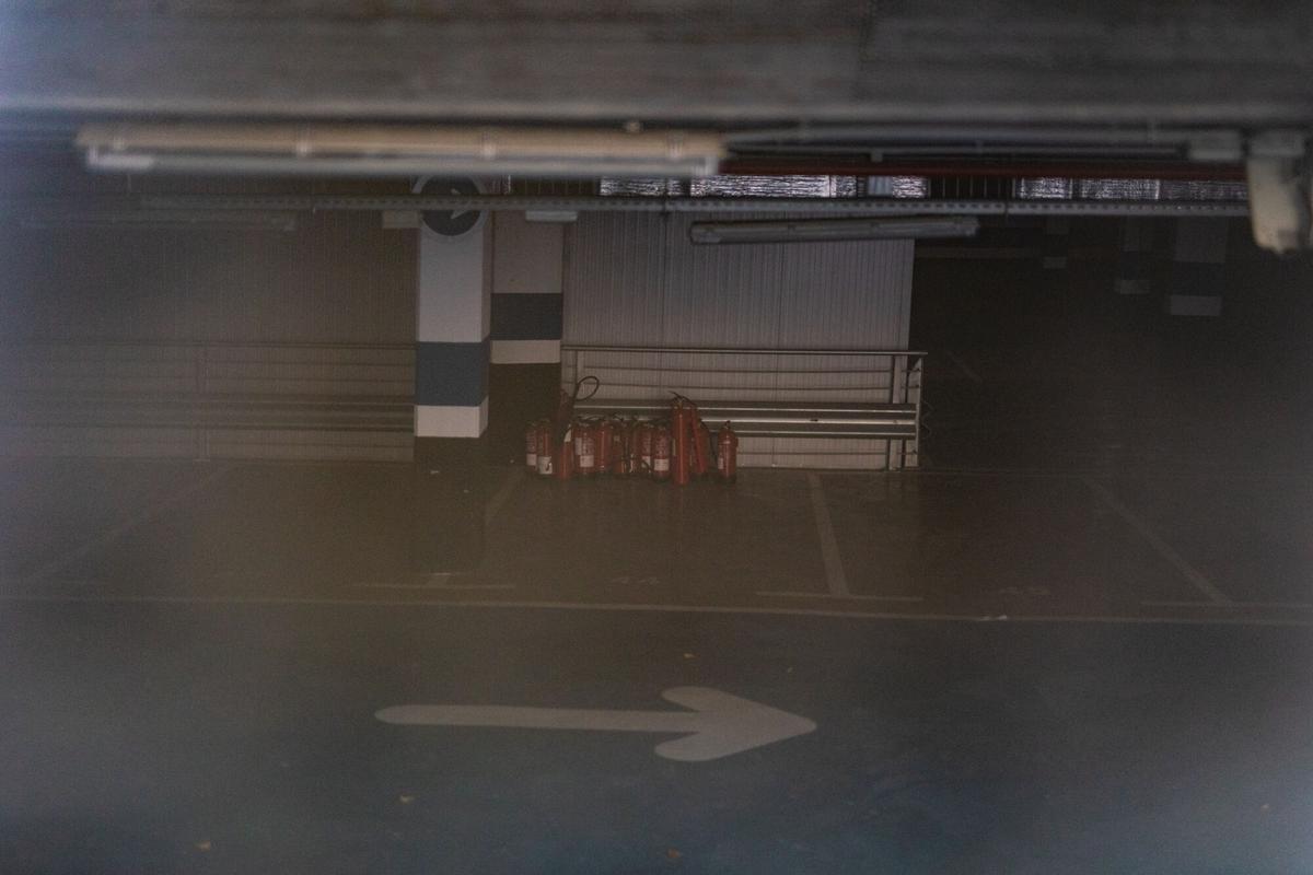 BARCELONA 23/12/2022 Barcelona. Parking fantasma en la plaza dels Eucaliptus en Torre Baró. FOTO de ZOWY VOETEN