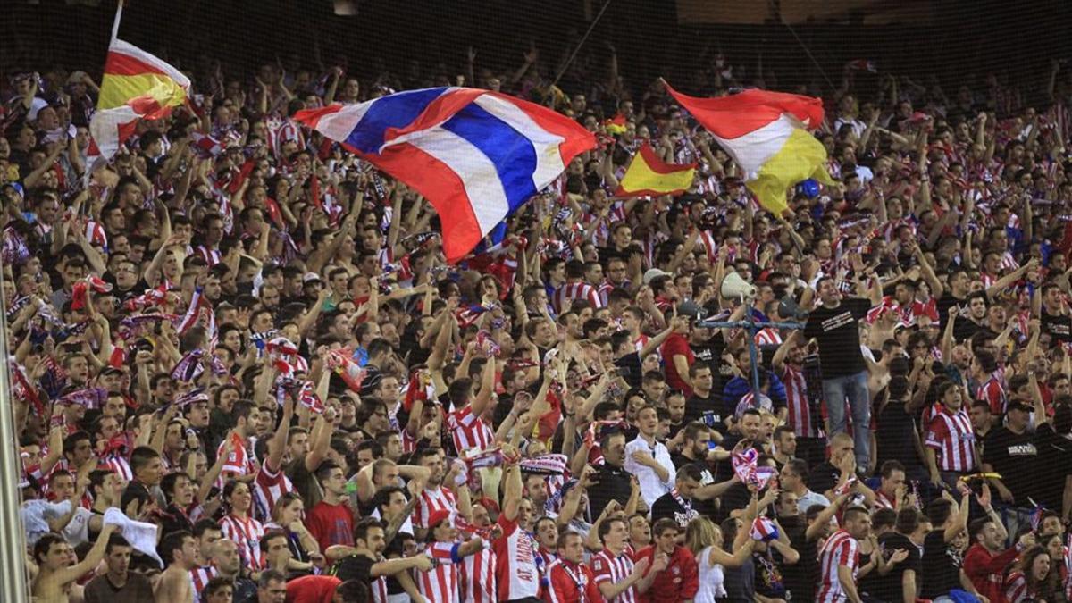 El Frente Atlético, de ideología ultraderechista, es uno de los grupos más violentos del fútbol