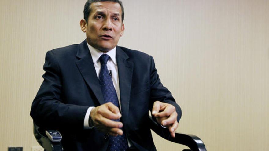 Humala afirma que el trasllat  de Fujimori no és &quot;prioritari&quot;