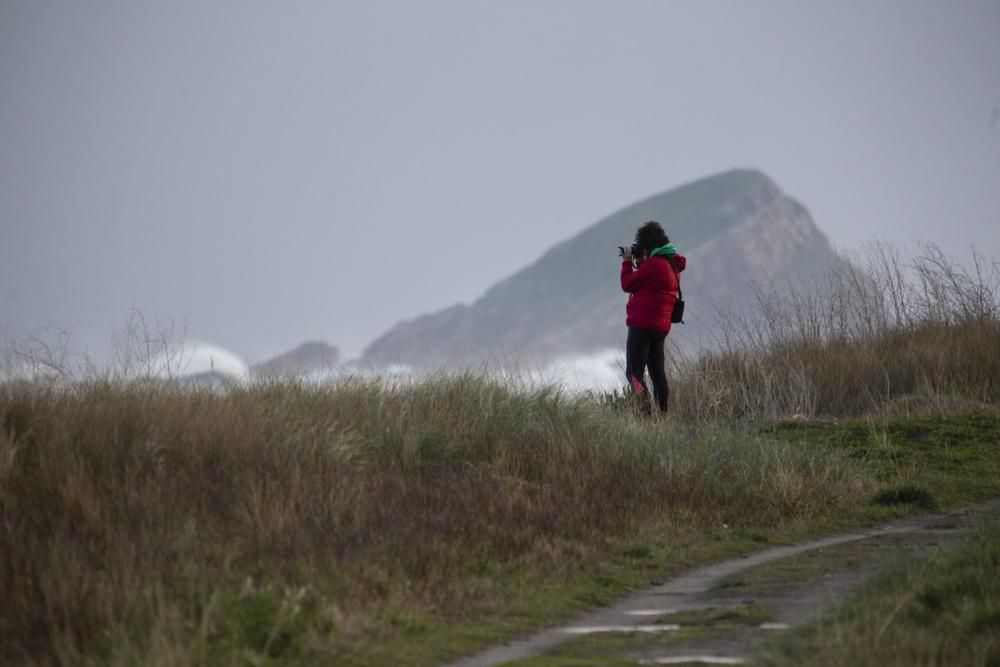 Temporal de viento y oleaje en Asturias