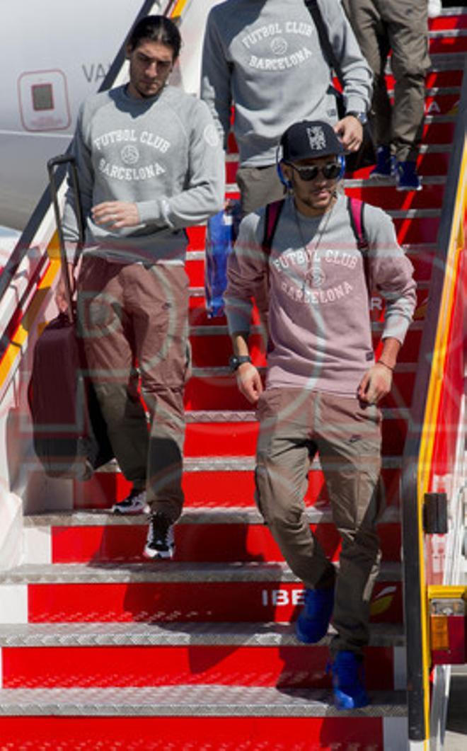 El Barça viajó en avión a Madrid