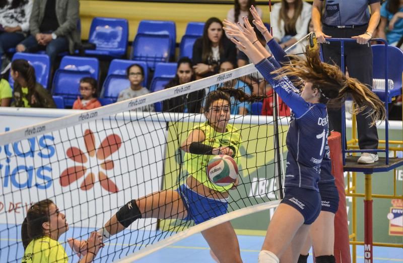 03/11/2018 LAS PALMAS DE GRAN CANARIA. Voley femenino, IBSA CV CCO 7 Palmas - Feel Volley Alcobendas FOTO: J. PÉREZ CURBELO  | 03/11/2018 | Fotógrafo: José Pérez Curbelo