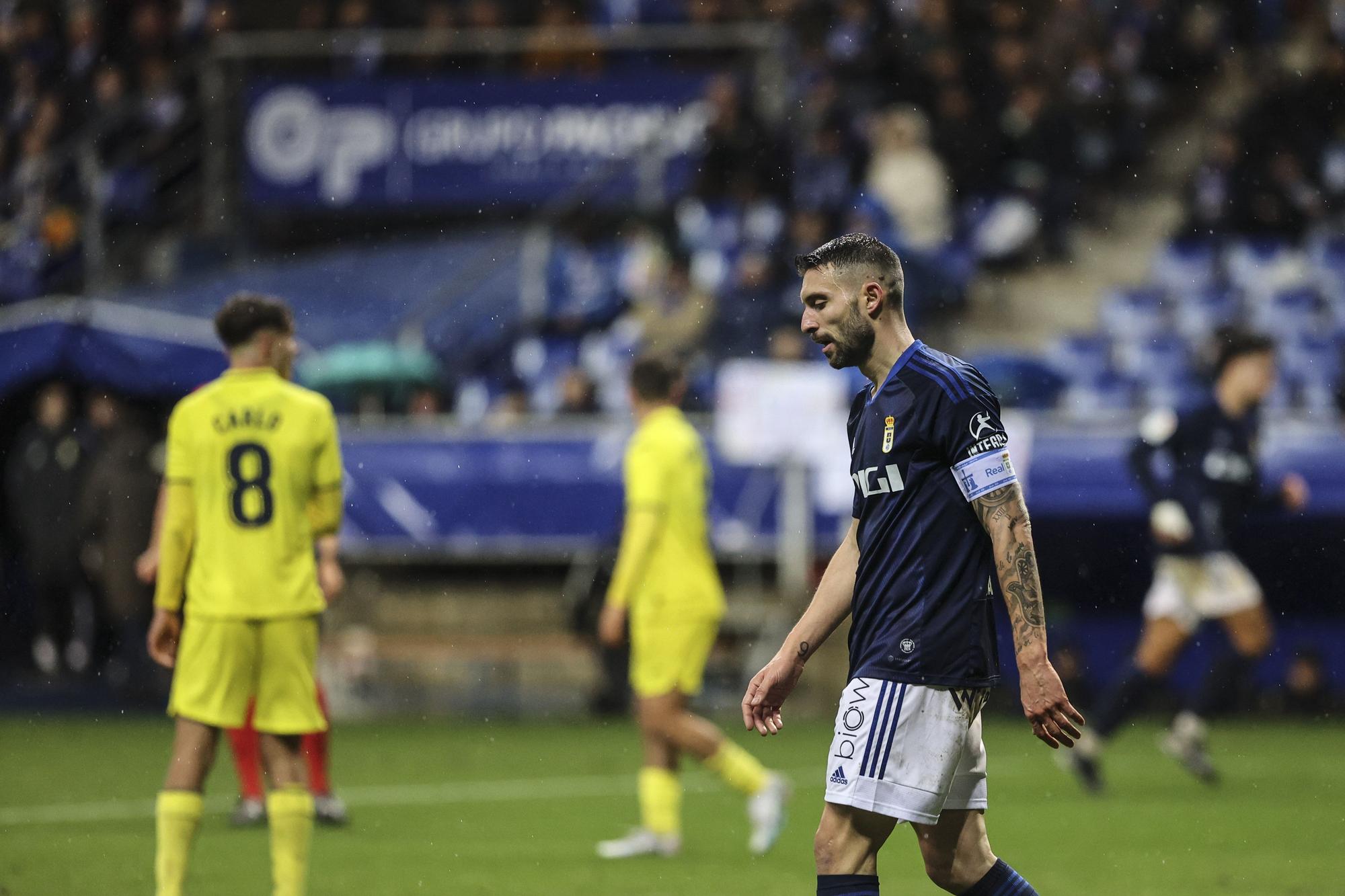 En imágenes: Así fue el Real Oviedo-Villarreal B disputado en el Tartiere