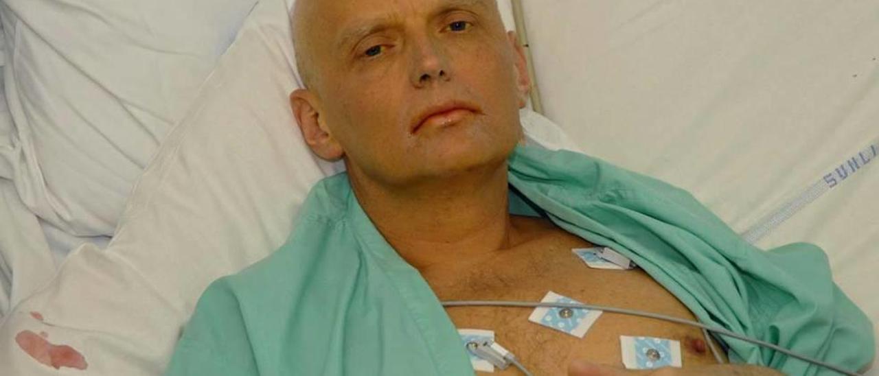 La estampa doliente de Litvinenko en su lecho de muerte.