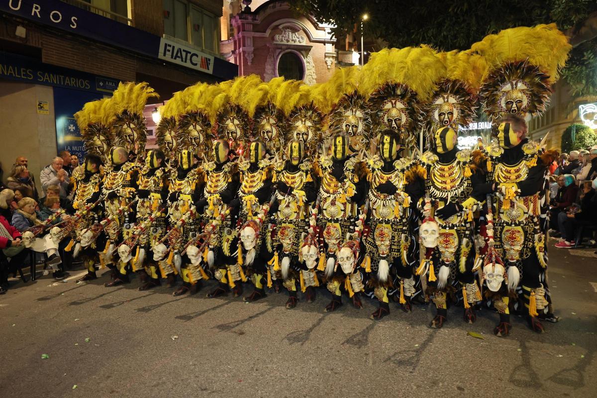 Las imágenes del desfile extraordinario del 50 aniversario de Moros d'Alquería