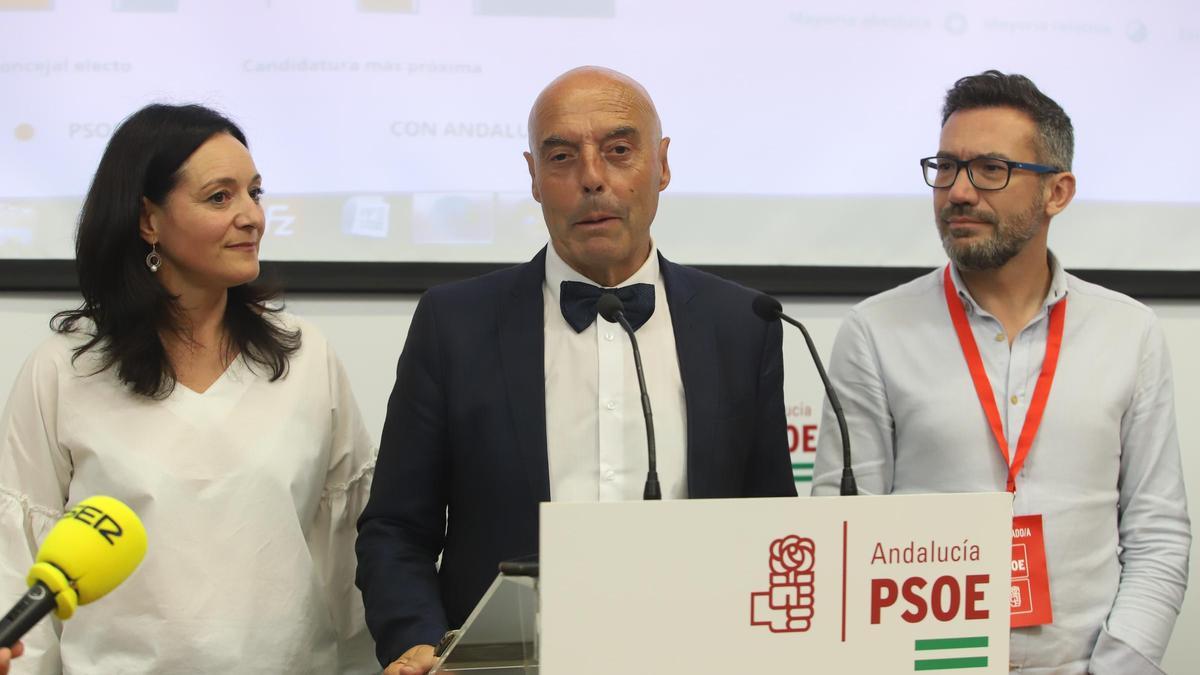 Sede del PSOE en Córdoba con el candidtato Antonio Hurtado, Rafi Crespin, Jose Antonio Romero tras las elecciones del 2023.