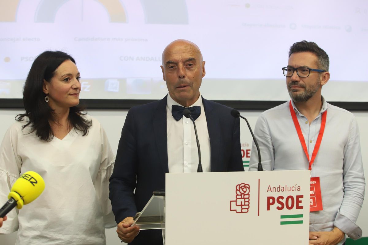Crespín prepara ya el congreso provincial del PSOE de Córdoba con la duda sobre el futuro de Romero