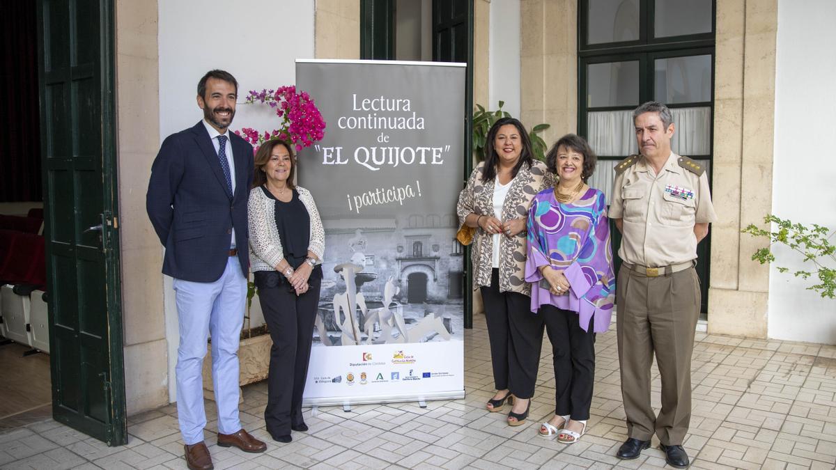 Algunos de los representantes de instituciones que se han unido a la lectura continuada de 'El Quijote'