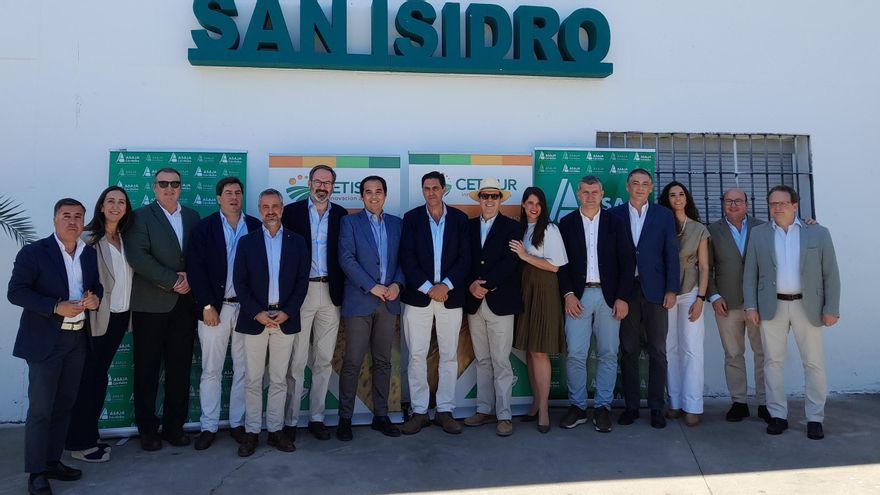Asaja Córdoba y Cetisur celebran la festividad de San Isidro con una jornada de convivencia