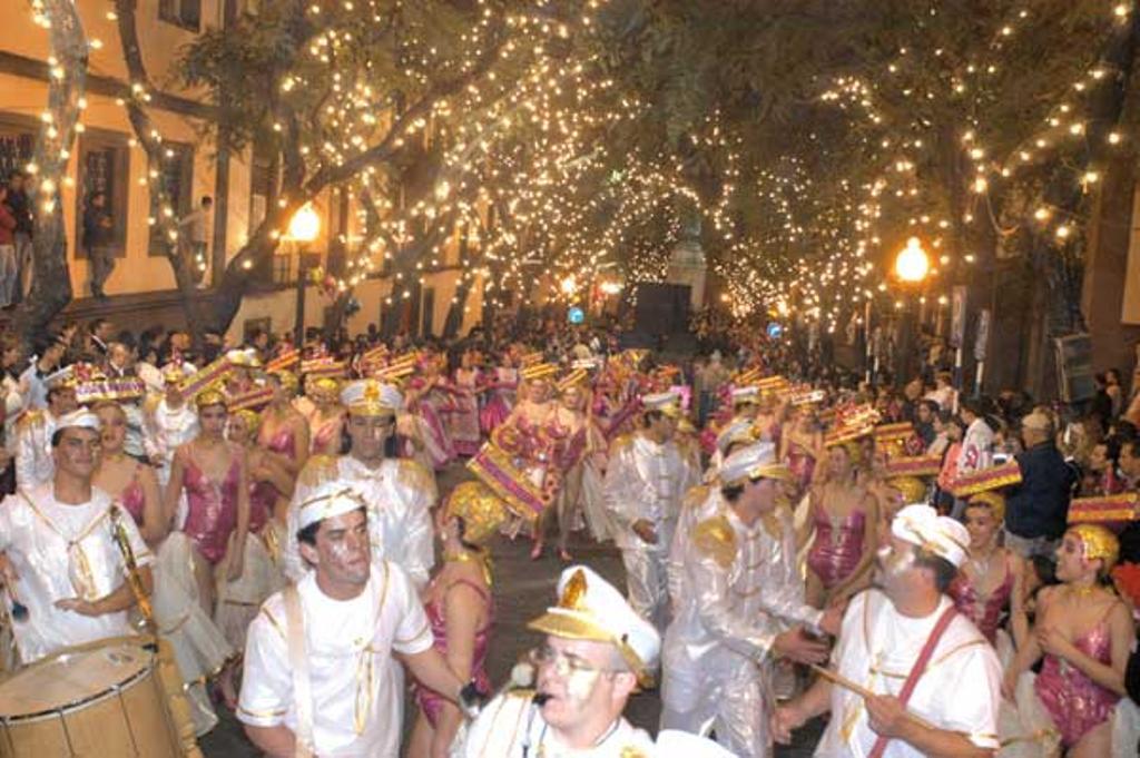 Vive el Carnaval de Madeira y su &quot;bosque mágico&quot;