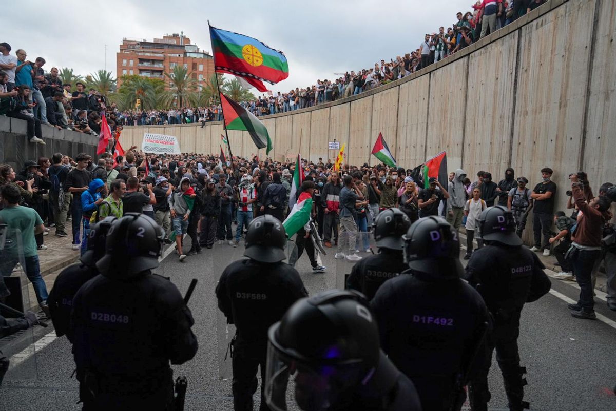 Manifestación en Barcelona para la liberación de la flotilla y contra el genocidio en Palestina