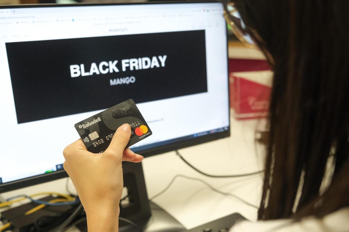 Compras online durante el Black Friday.