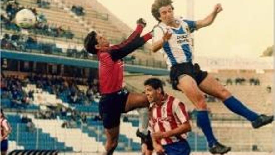 Albert Forcadell, jugant un partit amb l&#039;Hèrcules.