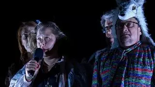 'Que juguin, Que juguin': teatro, poesía e ironía en libertad