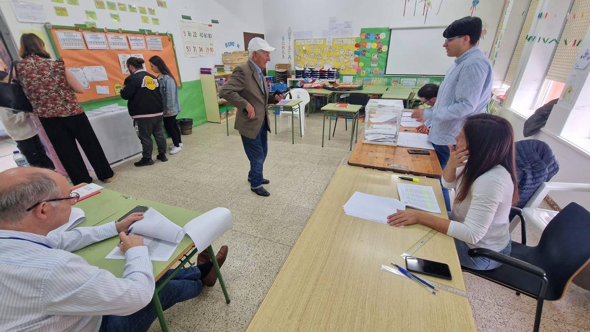 La jornada electoral en O Grove.