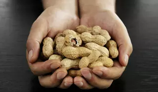 Los beneficios de incorporar cacahuetes a la comida