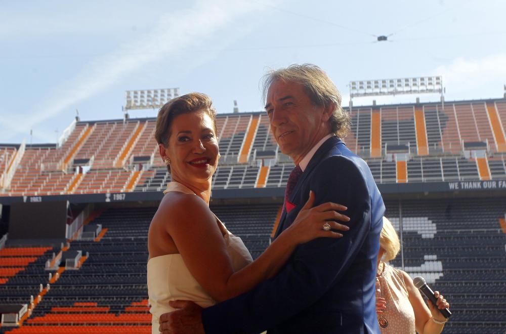 La boda de Ricardo Arias en Mestalla