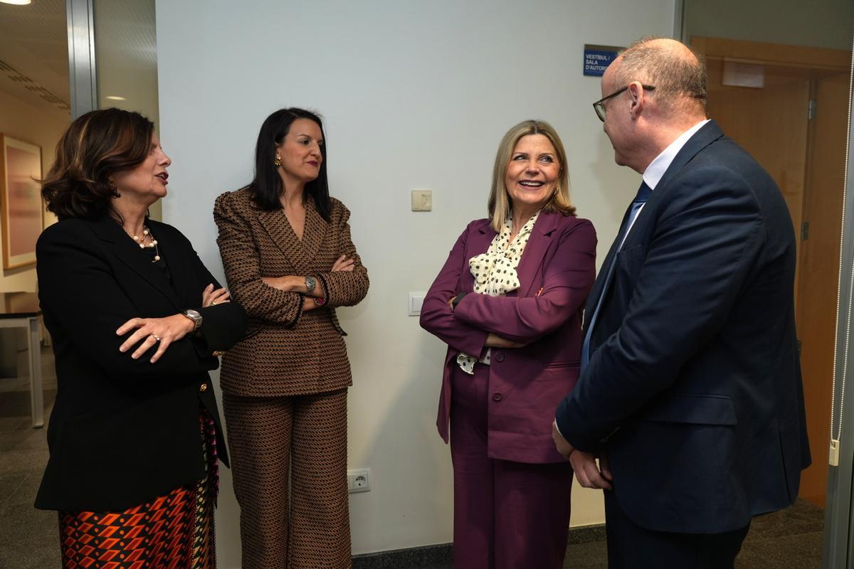 La UJI entrega a Mediterráneo la Distinción Extraordinaria