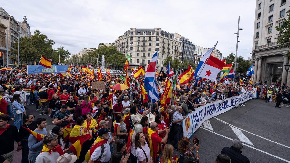 Manifestación por el 12-O, Día de la Hispanidad, en Barcelona