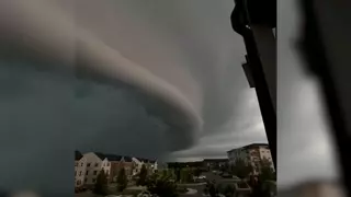 Una impresionante nube cinturón cubre Washington D.C.