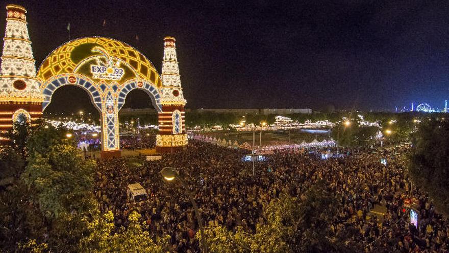 Sevilla vive su Feria de Abril más larga