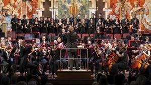 Ovacionat homenatge a Gaudí