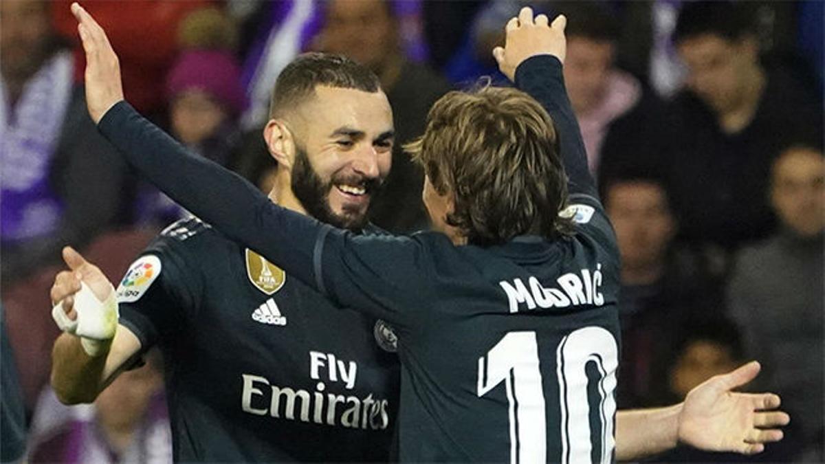 Benzema sentenció al Valladolid con un bonito gol de cabeza