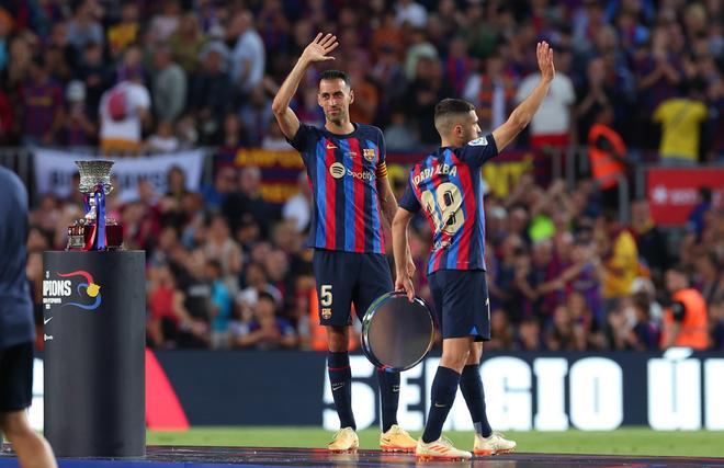 Las imágenes de la despedida de Jordi Alba, Busquets... ¡y el Camp Nou!