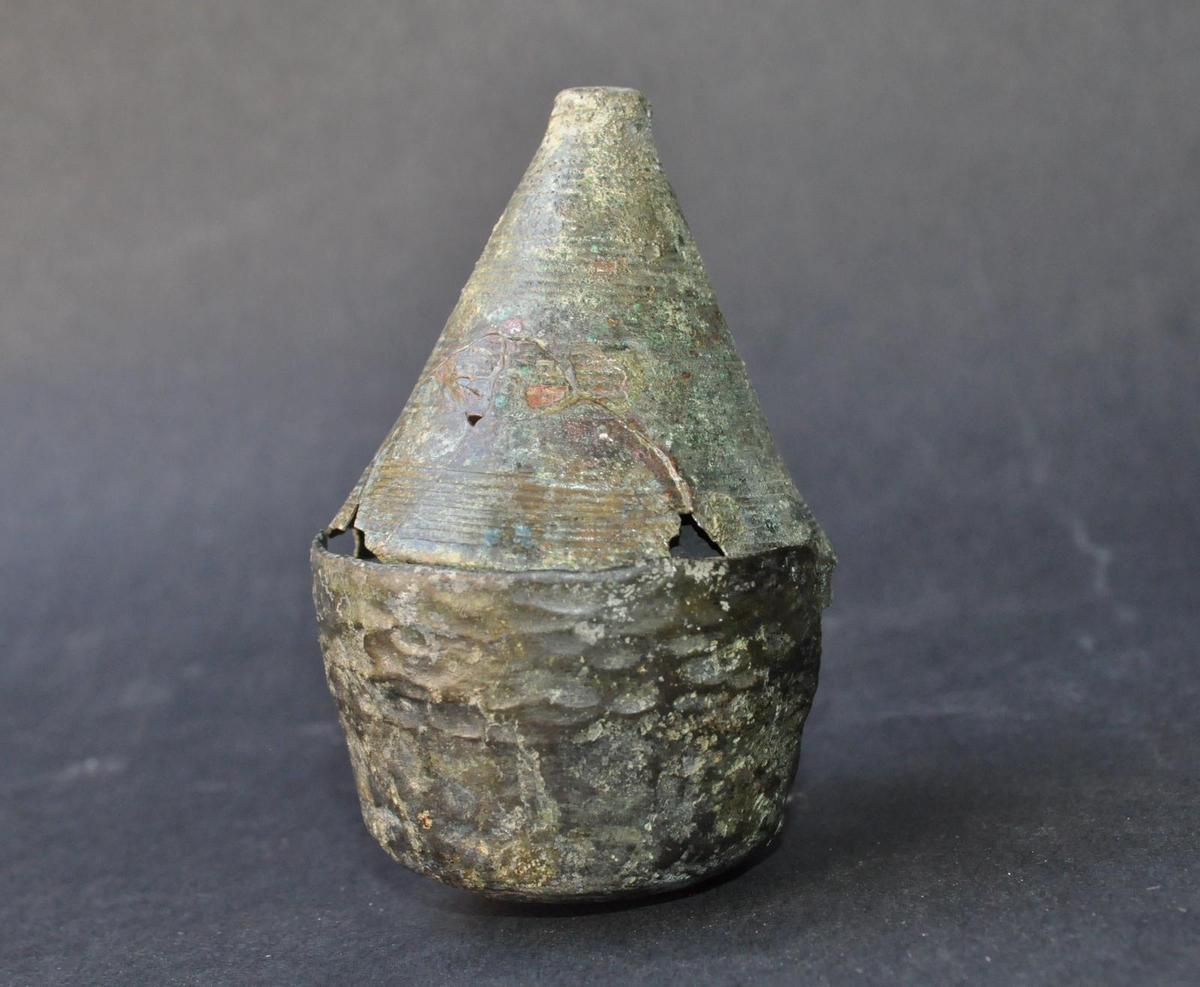 Otra imagen de la pieza de bronce