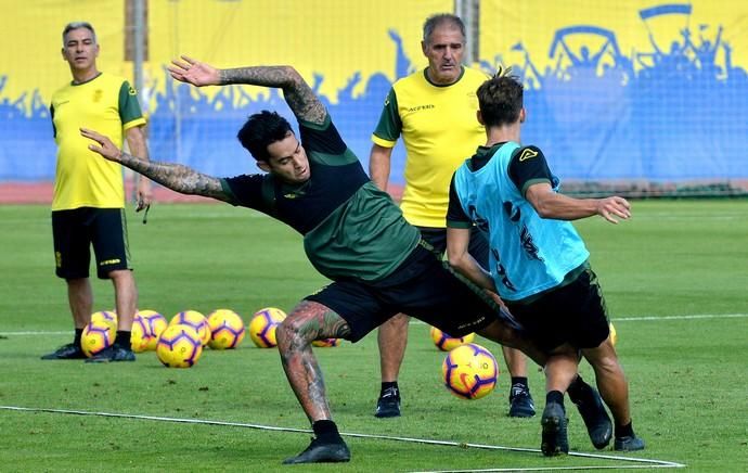 20/11/2018 EL HORNILLO, TELDE. Entrenamiento de ...