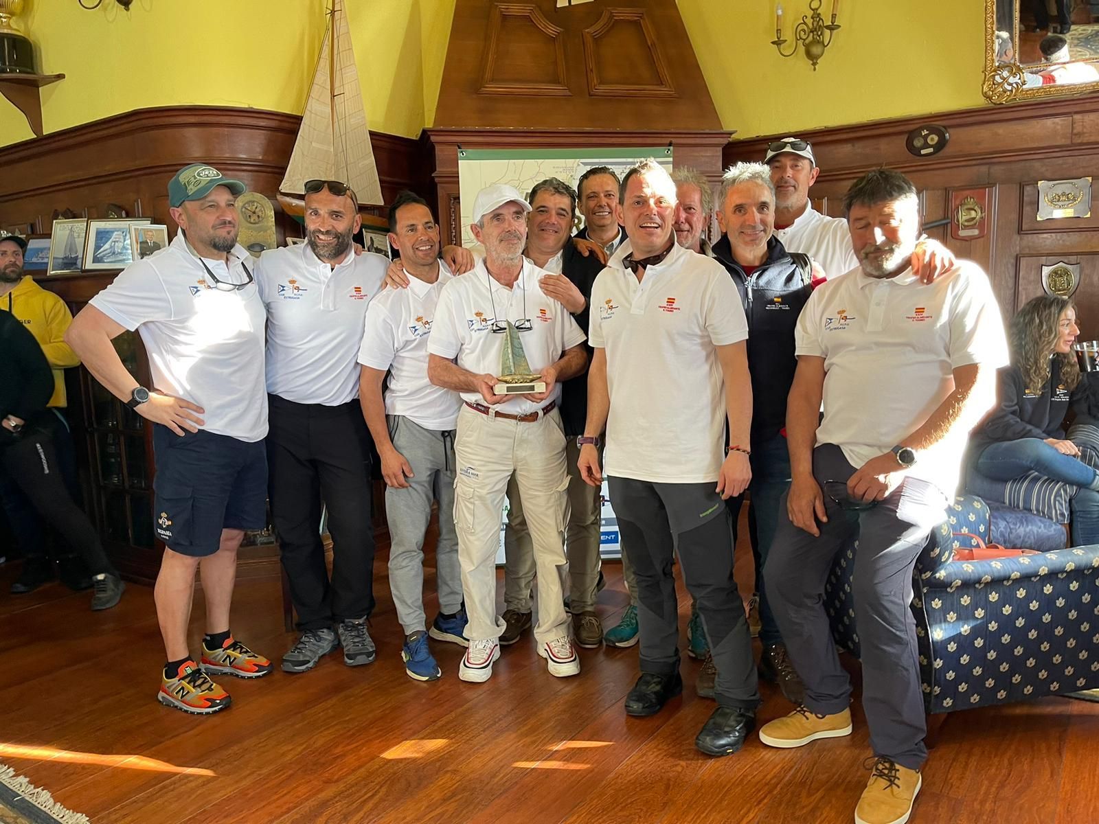 El Real Club de Regatas de Galicia, en Vilagarcía, celebró por todo lo alto la jornada definitiva de la Liga de Cruceros Ría de Arousa.