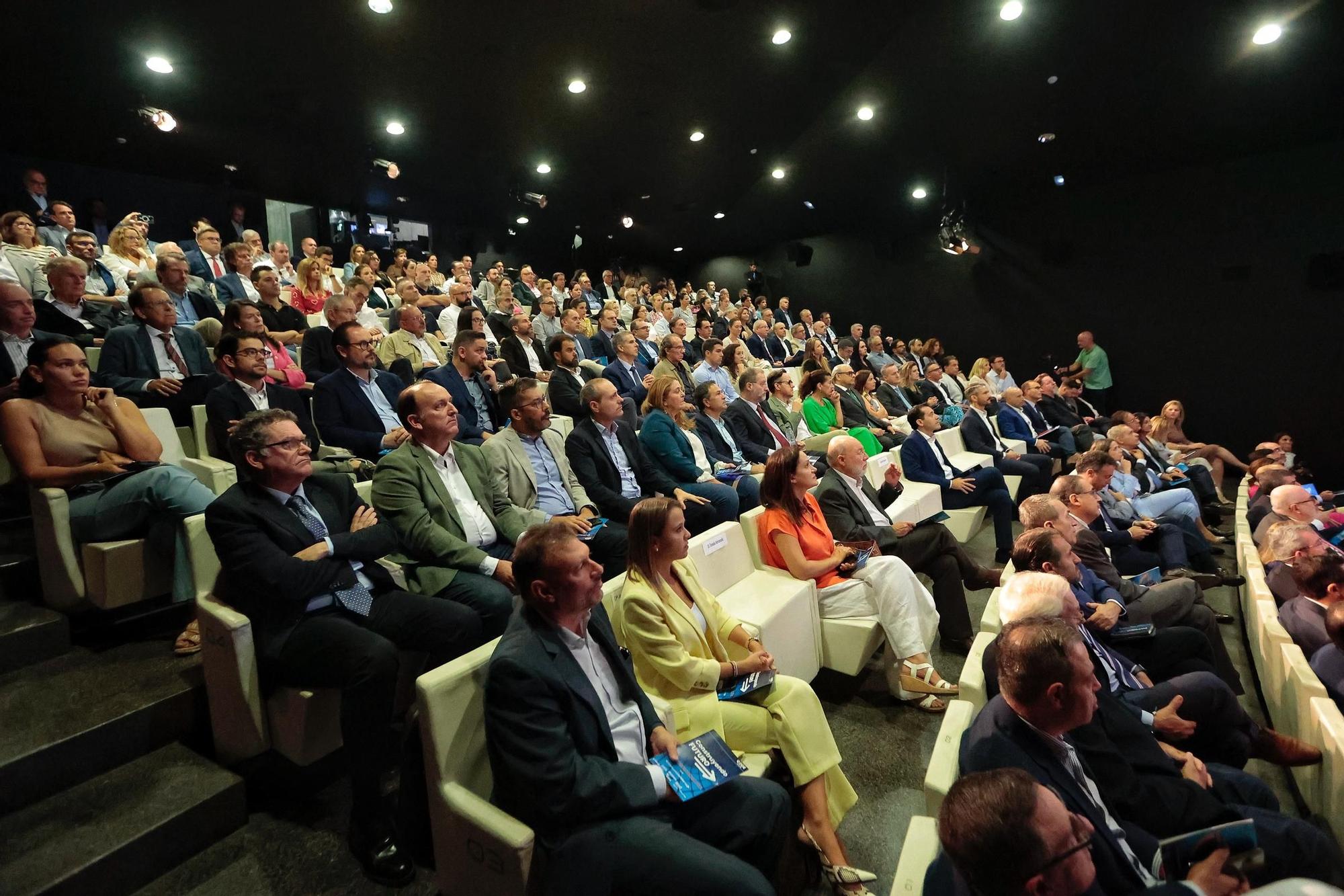 Foro 'Construyendo futuro' organizado por EL DÍA y la CEOE-Tenerife