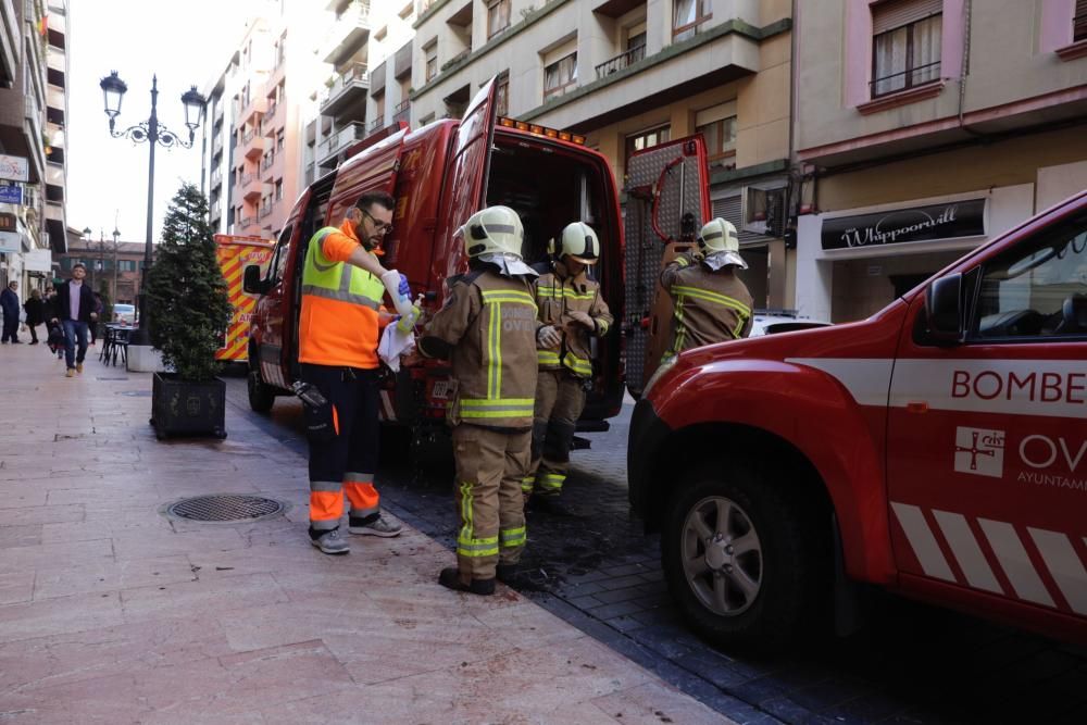 Herida muy grave una nonagenaria al caer 21 metros al vacío en un edificio de Oviedo