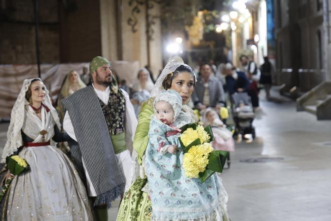 Todas las fotos de la Ofrenda del 18 de marzo por la calle San Vicente hasta la 20:30 horas