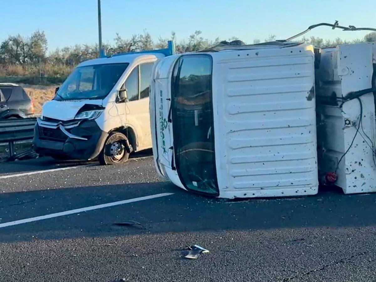 Colisión múltiple en la A-49 a la altura de Bollullos de la Mitación (Sevilla)