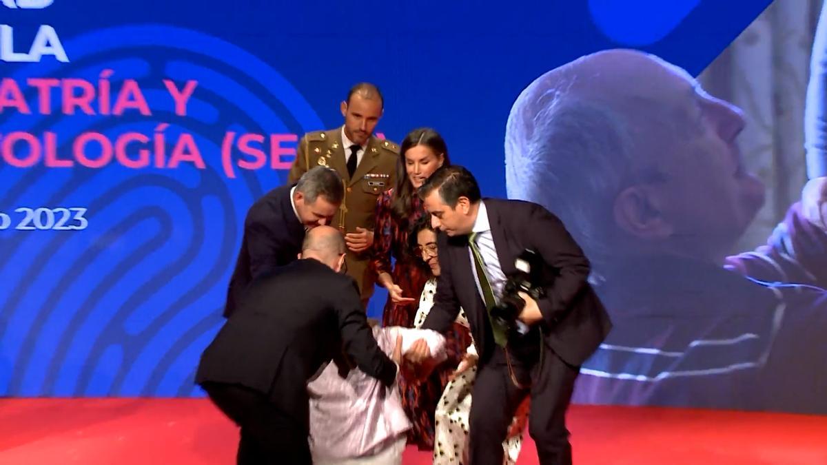 La Reina Letizia en un acto de Cruz Roja