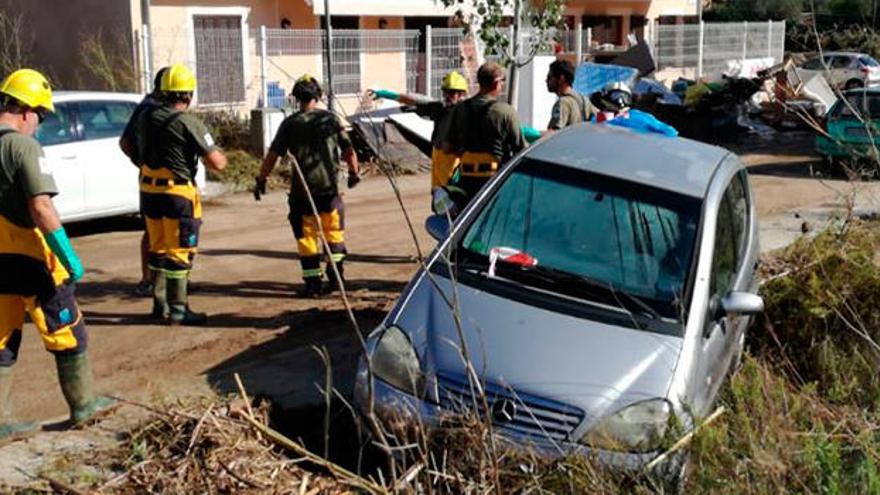 La UME se vuelca en la limpieza de Sant Llorenç