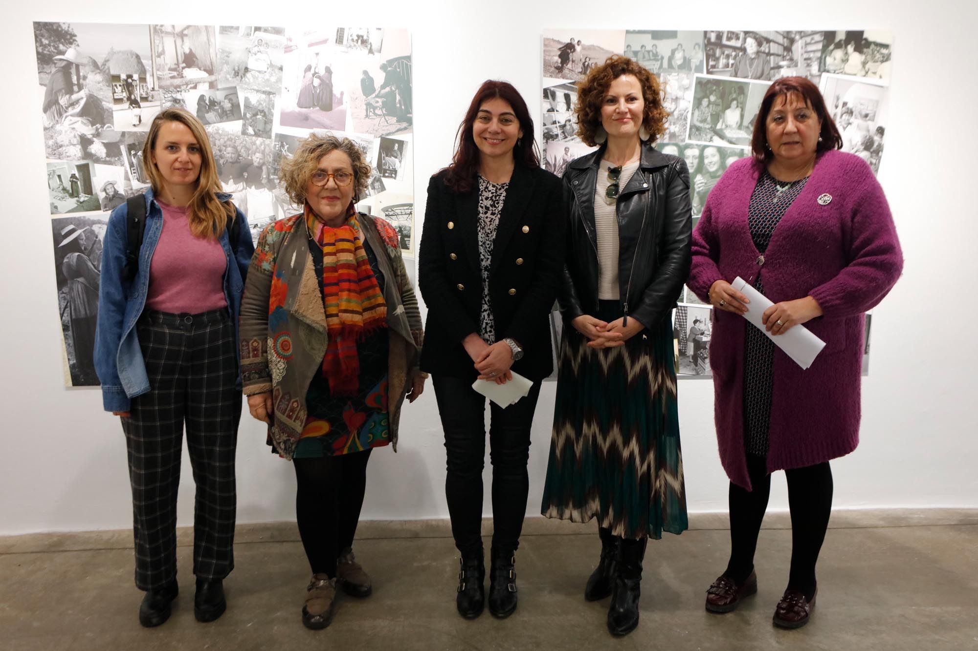Exposición '10 dones de 10' en Sa Nostra Sala de Ibiza