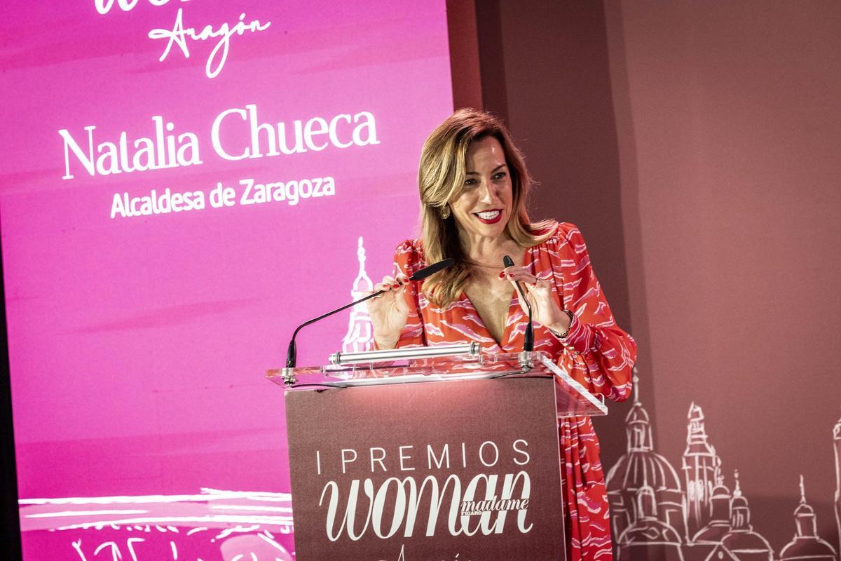 La alcaldesa de Zaragoza, Natalia Chueca, ha cerrado la primera edición de los Premios Woman ARagón.