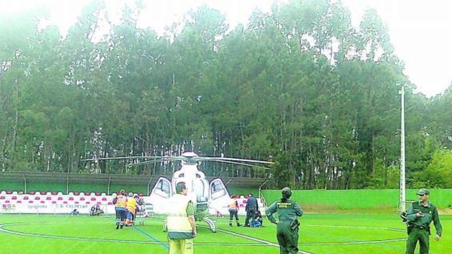 Una enfermera salva la vida a su hermano futbolista en un campo en Tui