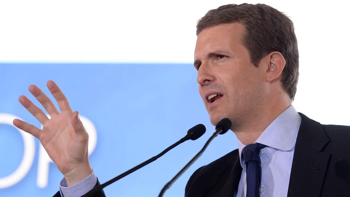 Casado: "Sánchez prefiere manos manchadas de sangre a manos pintadas de blanco"