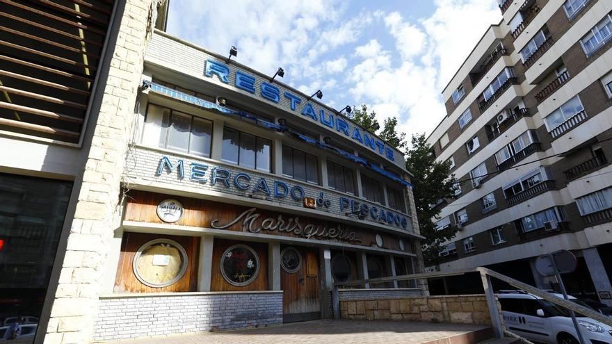 Así está la antigua marisquería Delicias, situada en la avenida Navarra de Zaragoza