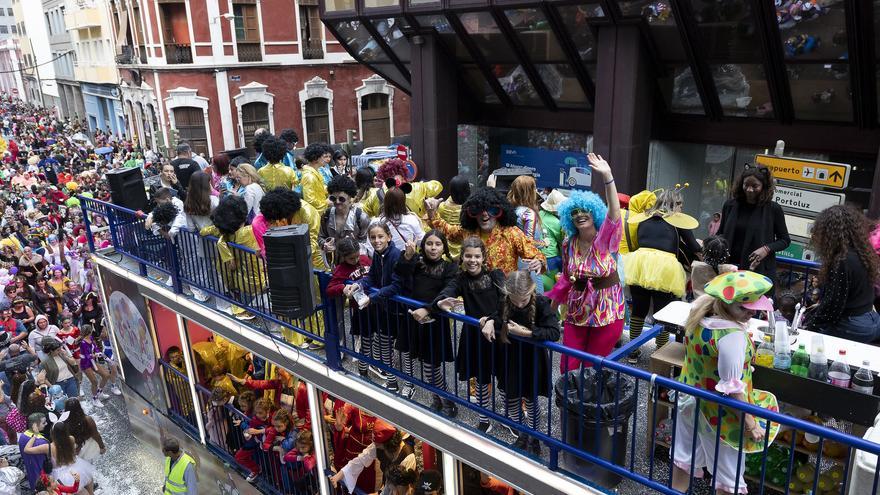 La Cabalgata Infantil y el Carnaval de Día reordenan el tráfico en La Isleta